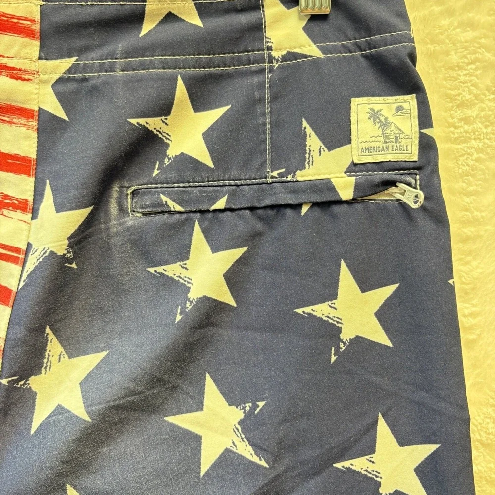 American Eagle Swim Trunks Men Sz Small‎ American Flag Stars Stripes Patriotic